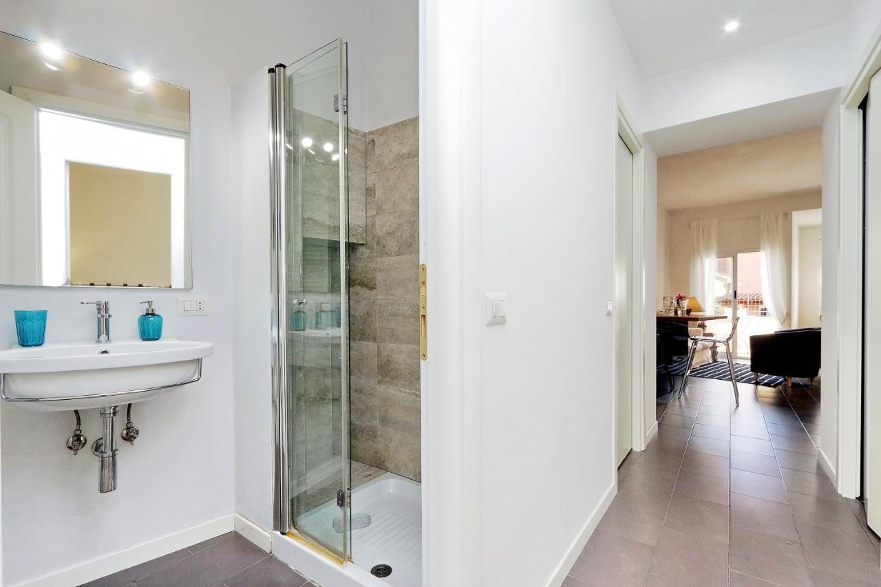 Monti Charming Apartment - Rome Short Let Service ภายนอก รูปภาพ